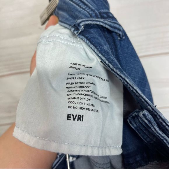 EVRI Skinny Ankle Jeans with Raw Hem - Picture 5 of 5